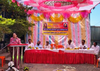 बिलाल उर्दू प्राथमिक शाळेत  सावित्रीबाई फुले जयंतीनिमित्त संवाद