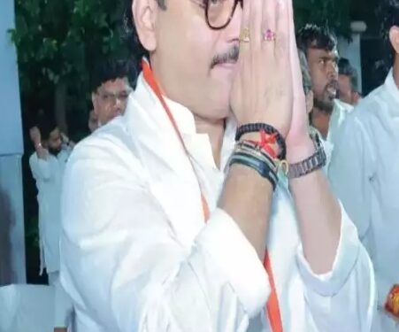 धनंजय मुंडे यांचा राजीनामा