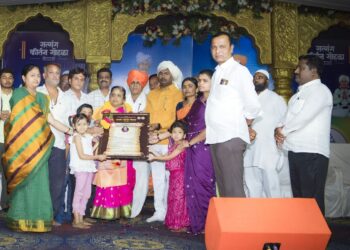 मातृ पूजन सोहळ्यात शकुंतला शिंदे यांचा झाला गौरव