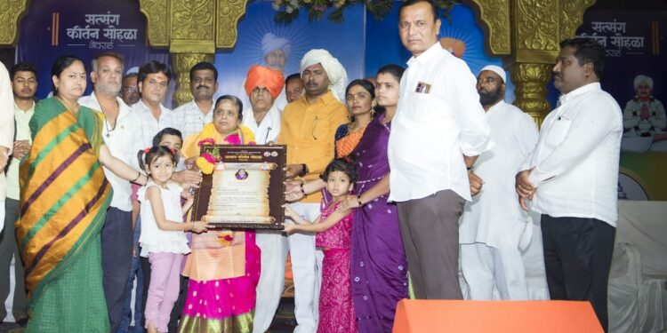 मातृ पूजन सोहळ्यात शकुंतला शिंदे यांचा झाला गौरव