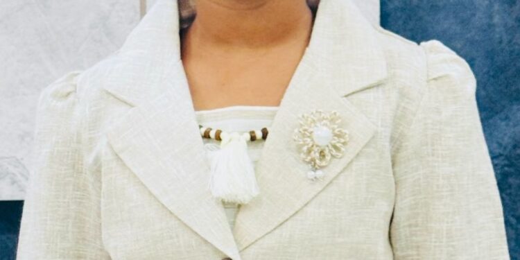 जरमीन आवेझ शरीफ हिचा पहिला रोजा