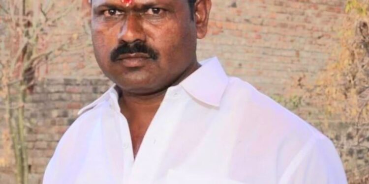 आता संसार झेपेत नाही. मी, हारलो. निरोप घेतोय…..!