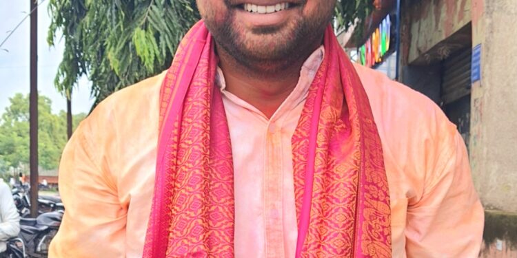 श्रीहरी पवार झाले कृषी उत्पन्न बाजार समितीचे उप सभापती